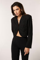 Señorita Maria blazer in black, tailored women's jacket with lapels and button closure, stylish and versatile for professional or casual wear.
