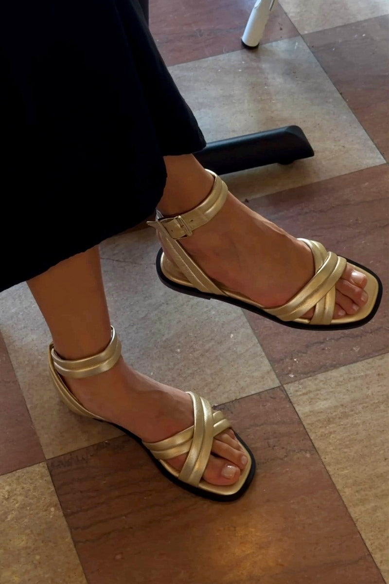 CONNO GOLD SANDALS