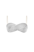 Nué Eternity Bra top, seamless and comfortable lingerie in soft fabric, shown on a model.
