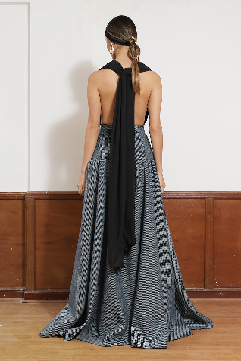 LEDIEL Palacio Maxi Skirt in flowing fabric, featuring a long, elegant design perfect for casual or dressy occasions.