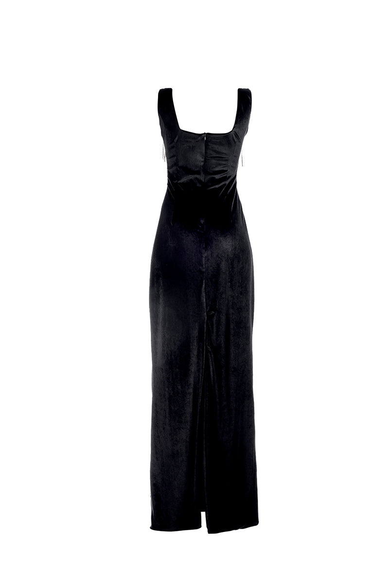 REGINA DRESS IN BLACK - CULT MIA