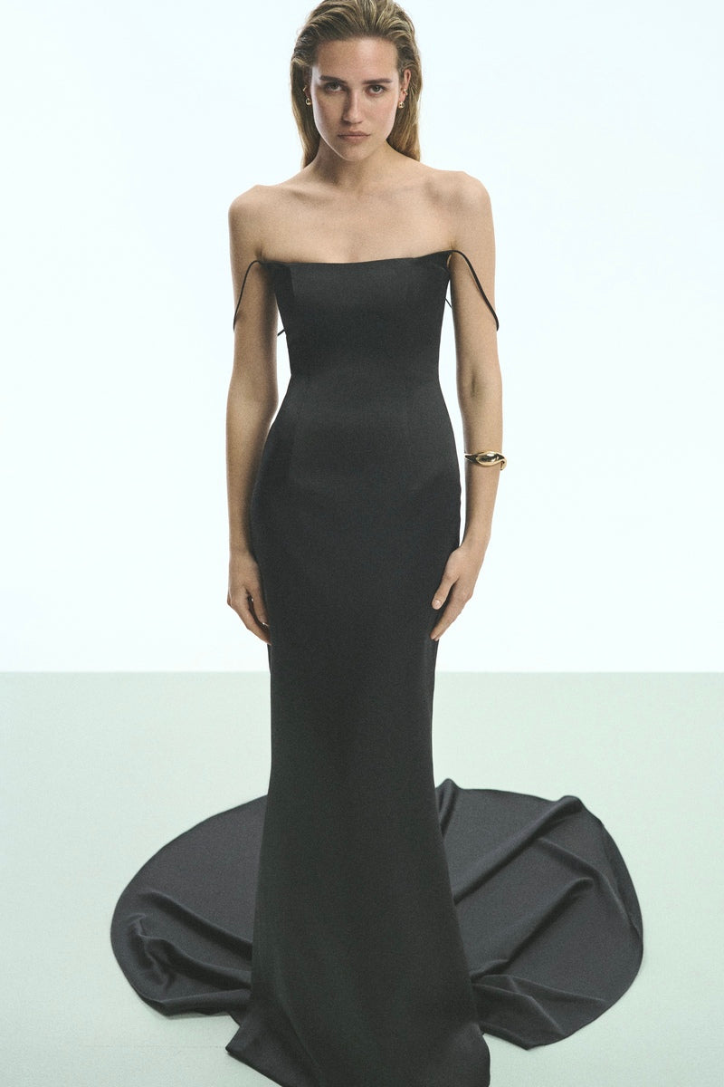 LUNA DRESS IN BLACK