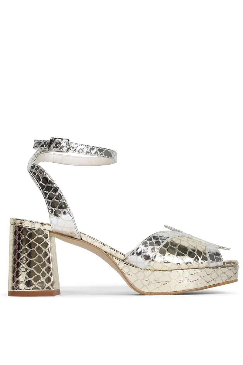 Terry de Havilland Sima block heels with stylish design, featuring a sleek silhouette and comfortable heel height.