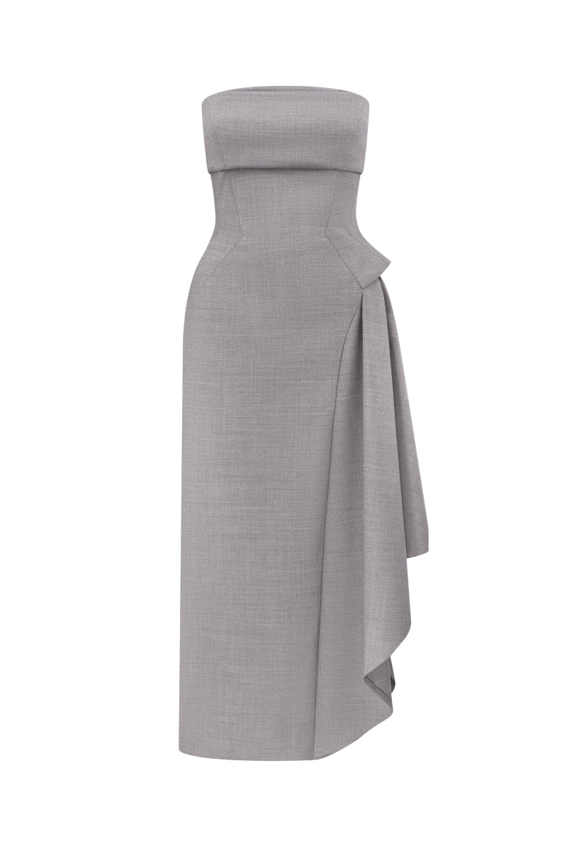 Nué Dylan dress, stylish midi dress in soft fabric, featuring a flattering silhouette and elegant design.