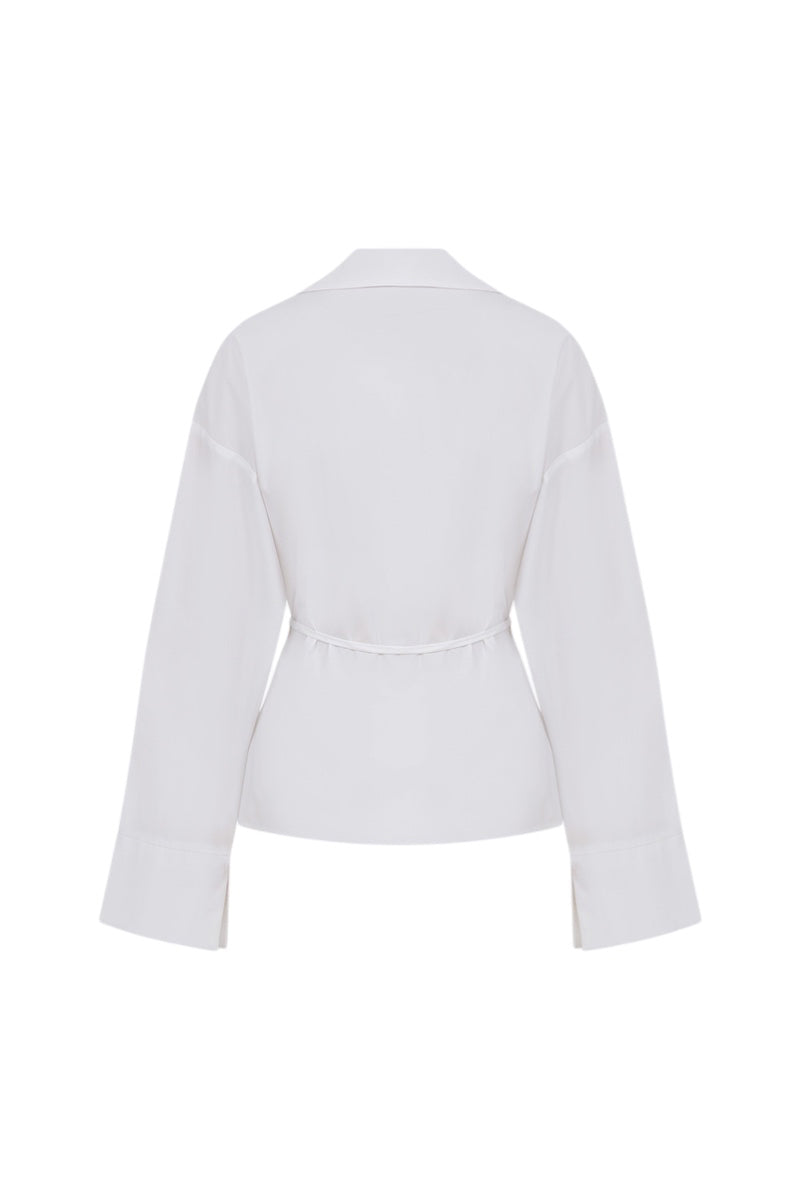 White ILA Lee shirt with a classic fit, shown from the back with long sleeves and a clean, tailored appearance.