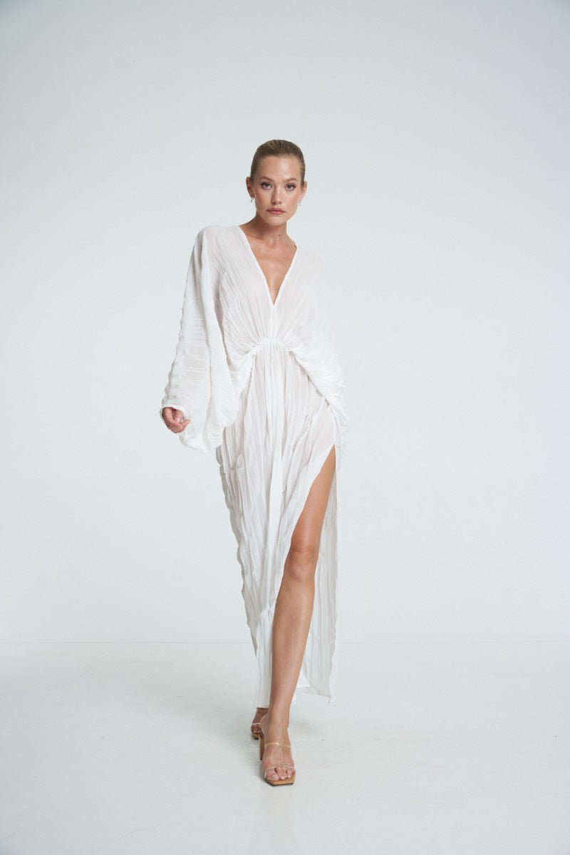 DE LUXE GOWN IN BLANC CREPE - CULT MIA