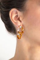 INTERCONEXION M EARRINGS IN AMBER