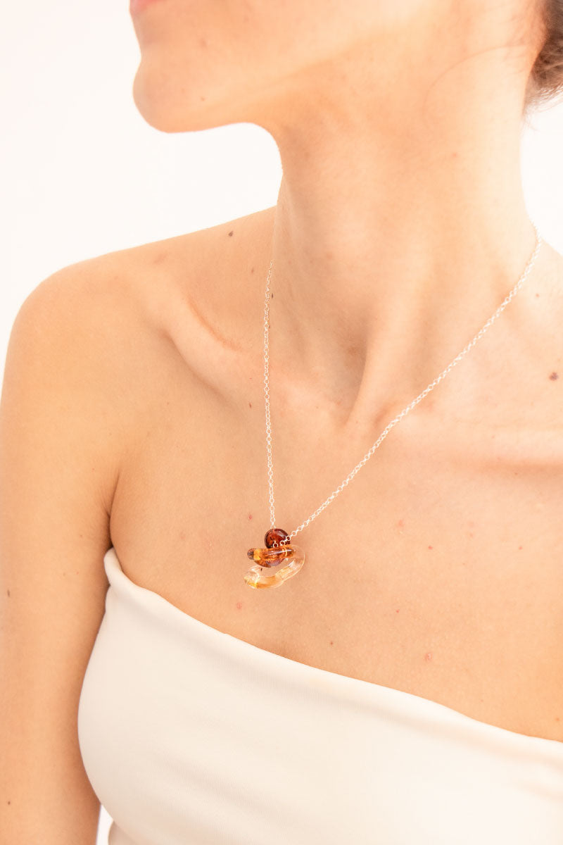 INTERCONEXION PENDANT IN AMBER