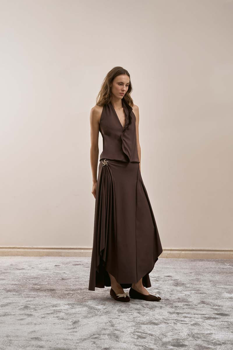 YASSMIN SALEH brown intersect midi skirt with front view, showcasing a stylish, modern design and tailored fit.