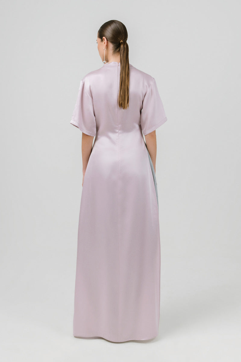 Lavender Valerija T-shirt by Izakova, casual women’s top with a soft fit and stylish color, shown on a model.