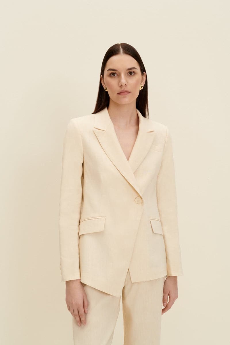 SANDY BEIGE TAILORED ASYMMETRIC BLAZER - CULT MIA
