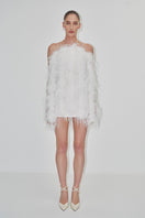 Mini feather dress by JC Pajares, stylish bridal look with elegant feather details and a chic mini dress silhouette.