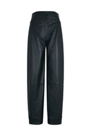 Lorena Saravia Julia pants in green, stylish and comfortable women's pants with a tailored fit and side pockets.