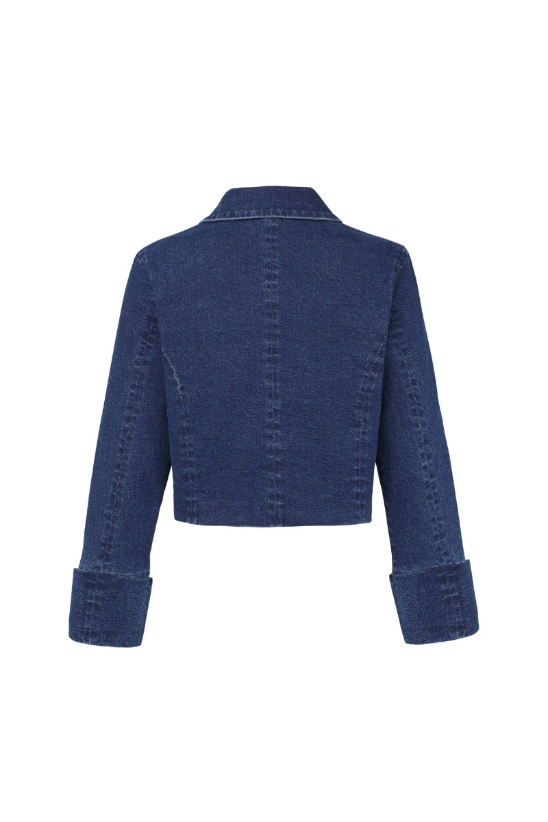TT Studios Jane jacket, stylish women's jacket with a modern fit and detailed design, ideal for casual and outdoor wear.