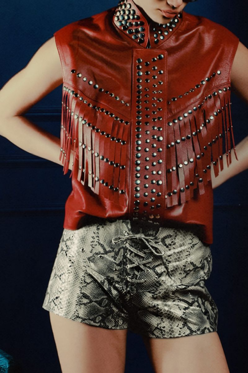 Double A Jason leather shorts in snakeprint, showcasing a stylish leather design with a snake pattern and a fitted short style.