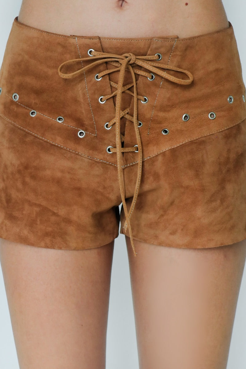 Beige Jason suede shorts by Double A, showcasing a stylish and comfortable fit with a smooth suede texture.