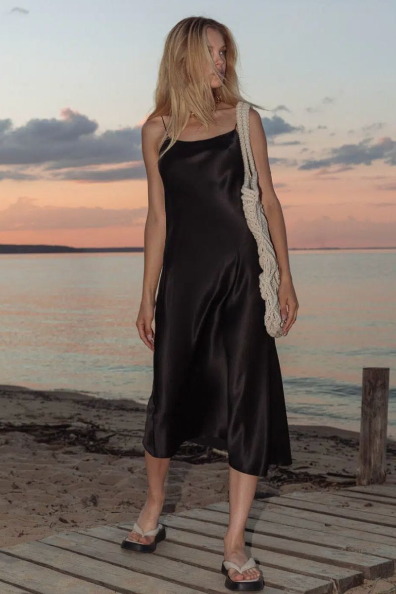 JOSEY BLACK MIDI DRESS - CULT MIA