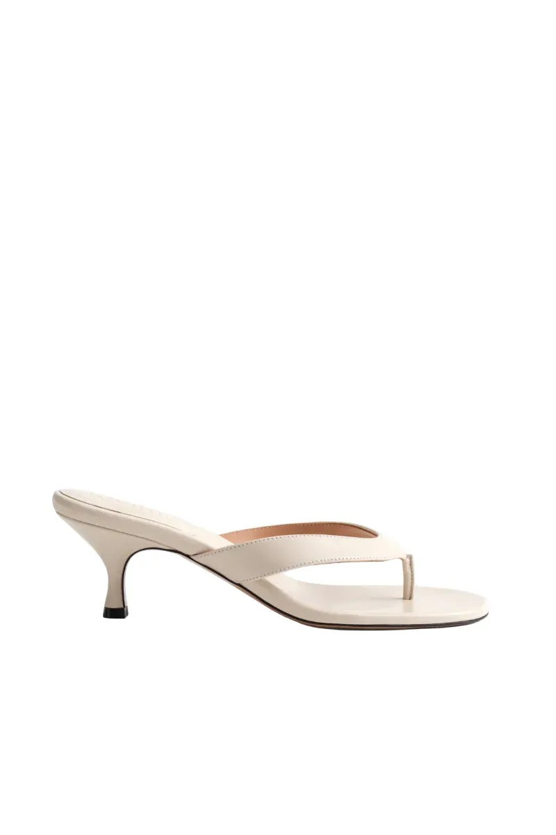 Kolane Annie Sandal 45 in Ivory, stylish open-toe sandals with ankle straps, perfect for casual and dressy summer outfits.