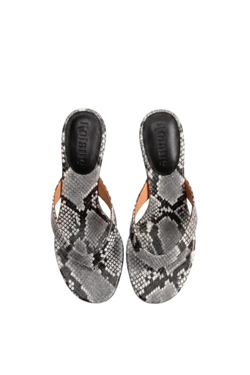 Kolane Annie Sandal 45 in grey python embossed leather with stylish strap design and open-toe style.