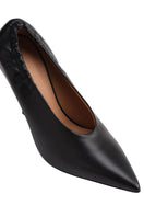 Black Kolane Maya Pump 90 heels with sleek design and pointed toe, featuring a high stiletto heel for elegant style.