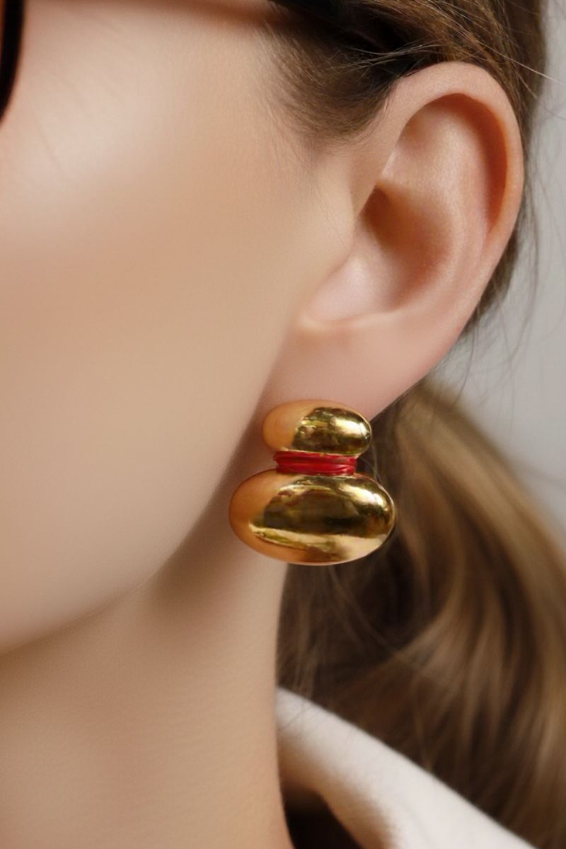 كايا ستاد باللون الوردي الفاقع