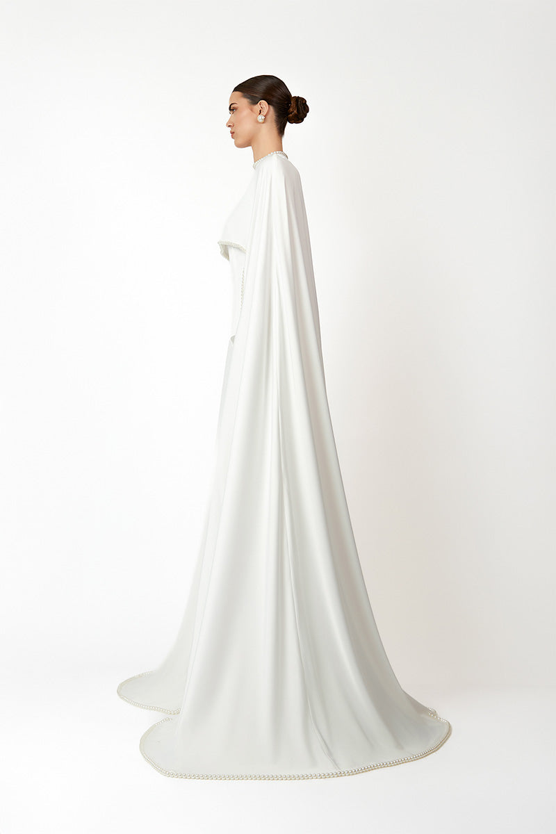KASTRID CAPE IN WHITE - CULT MIA
