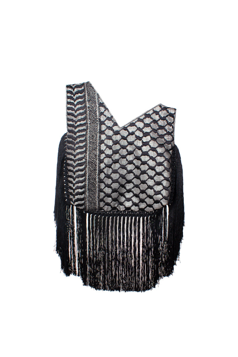 Black KEFFIYEH anthracite slip clutch bag with fringes from Sarah's Bag, featuring a textured fabric and stylish design.