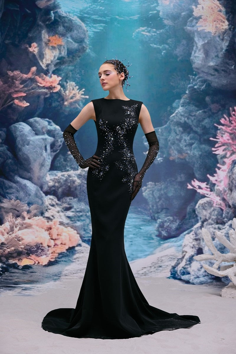 LEONA CREPE DRESS IN BLACK AND VELLANA TULLE GLOVES