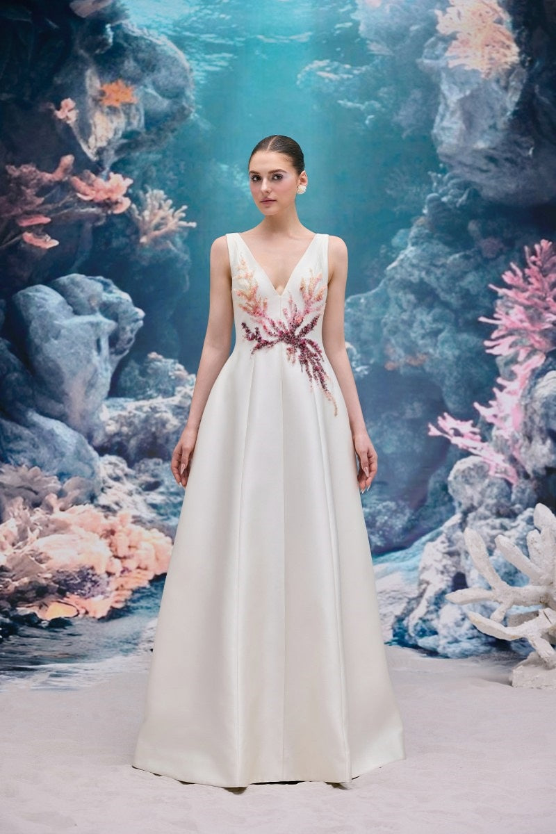 EVELINA ROYAL TAFFETA DRESS IN WHITE | CULT MIA