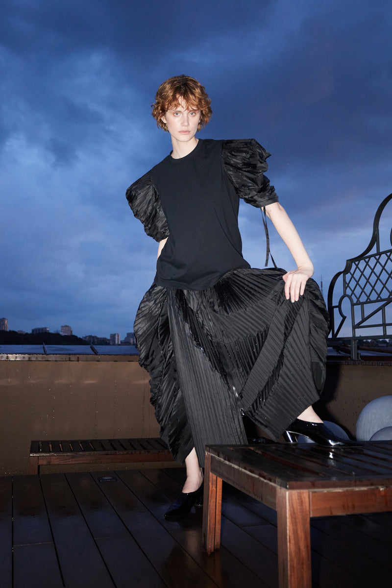 Black Kim shirt by Tamar Keburia, stylish button-up shirt with a modern fit, shown on a mannequin.