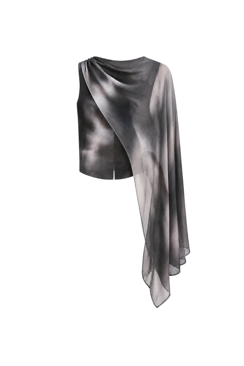 Black print LARY blouse by Tinta Latina, stylish women's top featuring a modern print design and comfortable fit.