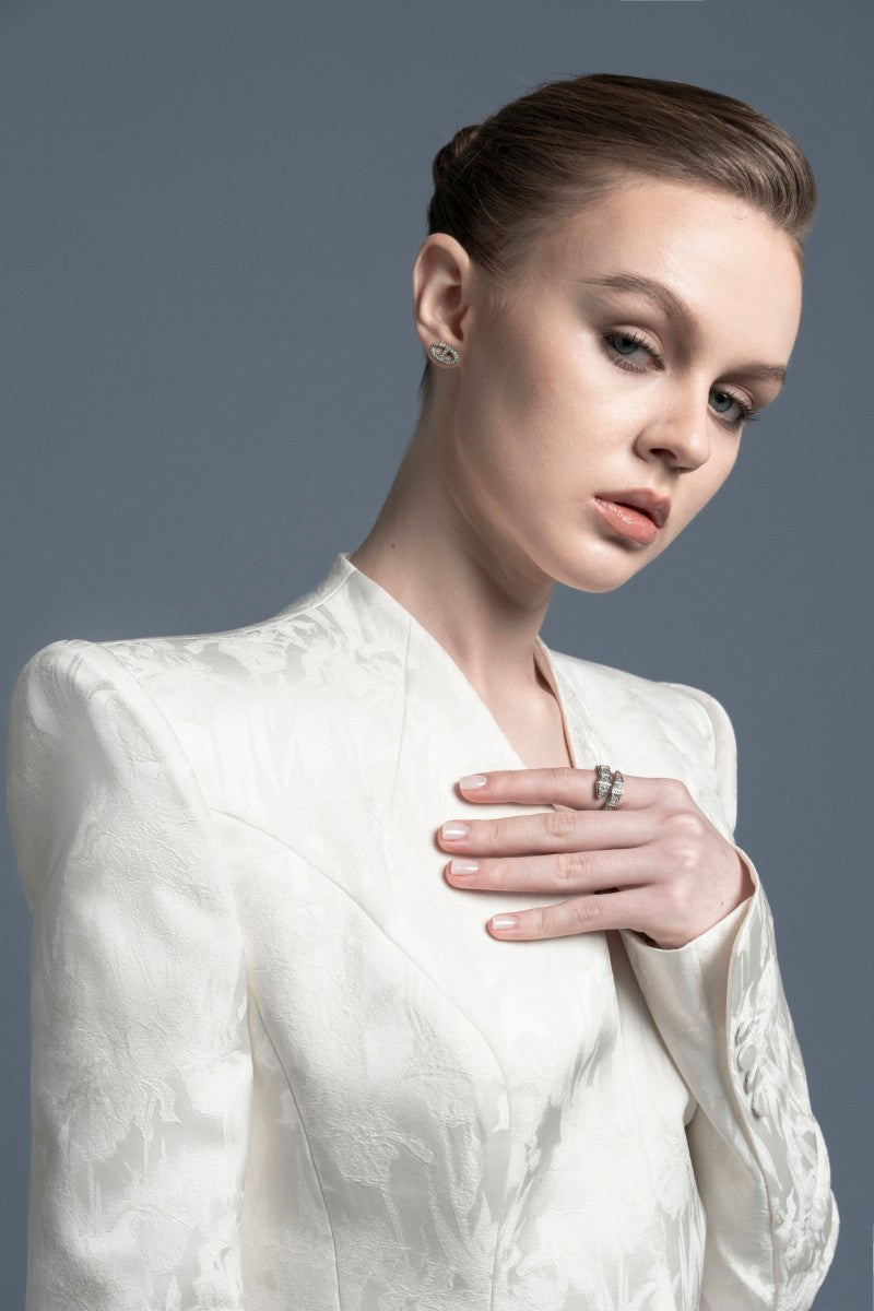Cream Badajoz jacket by LEKIEU, stylish lightweight jacket with a classic design, shown on a model.