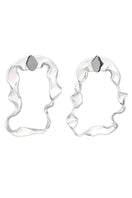 Silver glass hoop earrings by MAZ Manuela Álvarez featuring lichen-inspired design for a stylish, nature-inspired accessory.