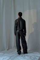 Lorena Saravia Julia jacket, stylish women's outerwear with a tailored fit and modern design, shown on a model.