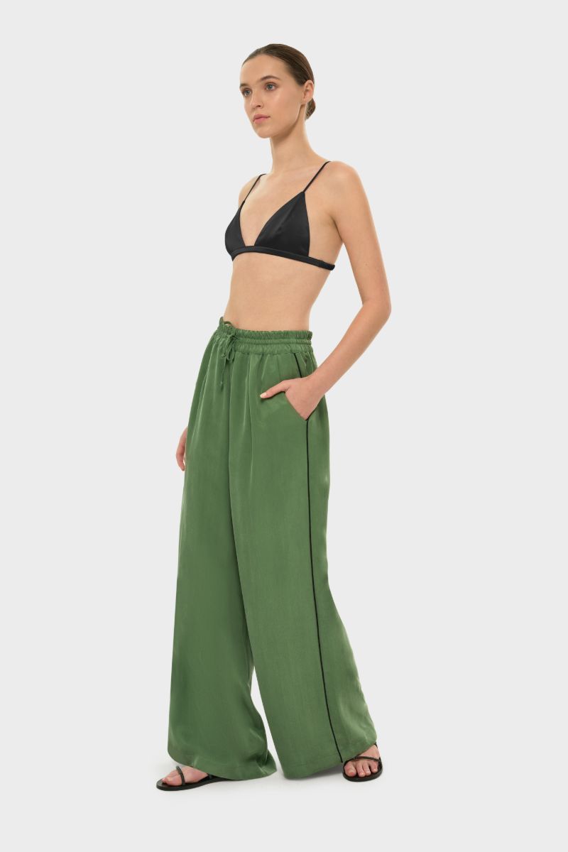 AQUAFLORA LOUNGE PANTS IN MOSS - CULT MIA