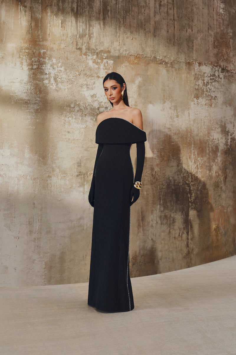 OFF-SHOULDER MAXI DRESS