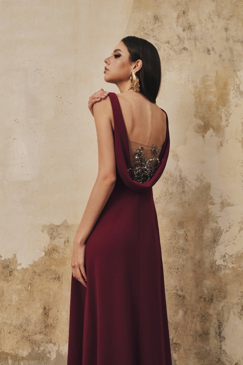 DRAPED-BACK NECKLINE SLEEVELESS 3D CRYSTAL FLORAL GOWN | CULT MIA