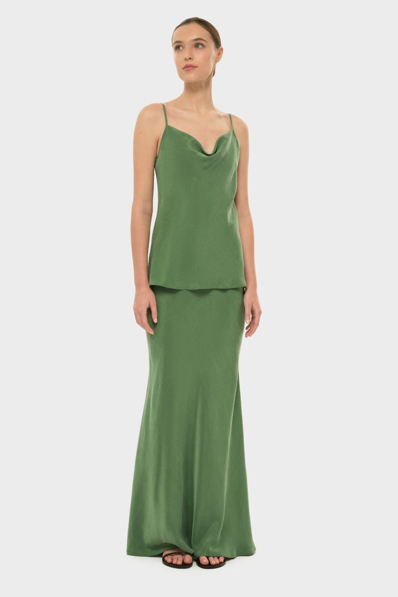 NIluu AQUAFLORA Lucy slip skirt in moss color, maxi skirt with flowing fabric and adjustable waist, shown on a model.