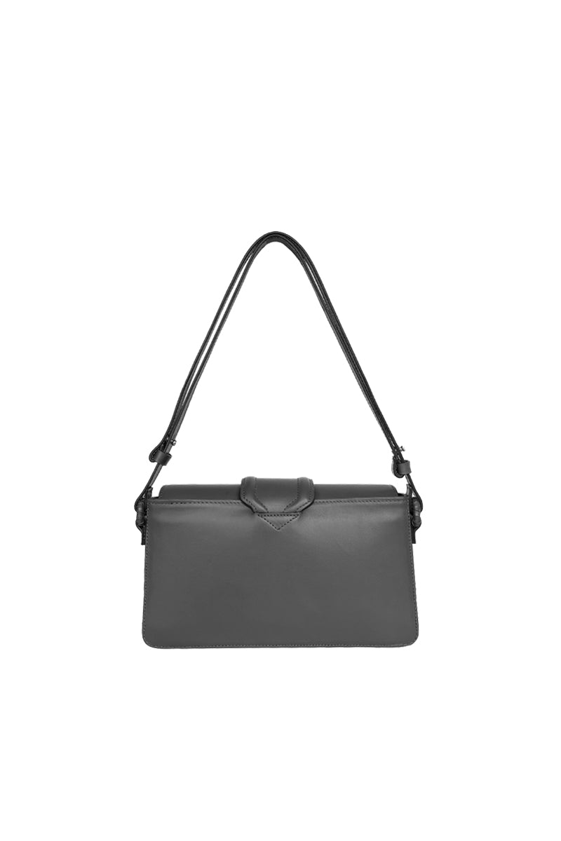 ISIDORA MALVA La Pradera shoulder bag in denim jeans fabric, featuring a casual design with adjustable straps and a spacious interior.