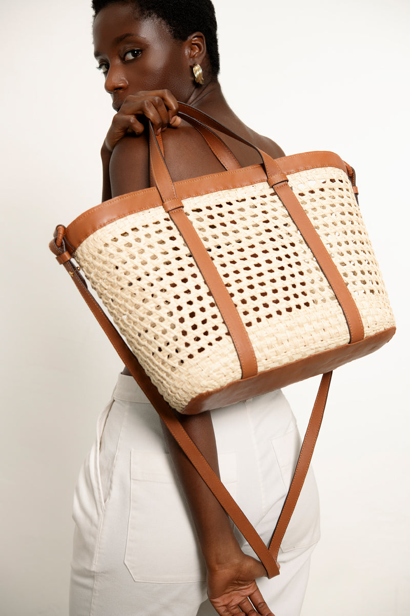 ISIDORA MALVA La Union tote bag in tan with top handle and spacious design, perfect for everyday carry.