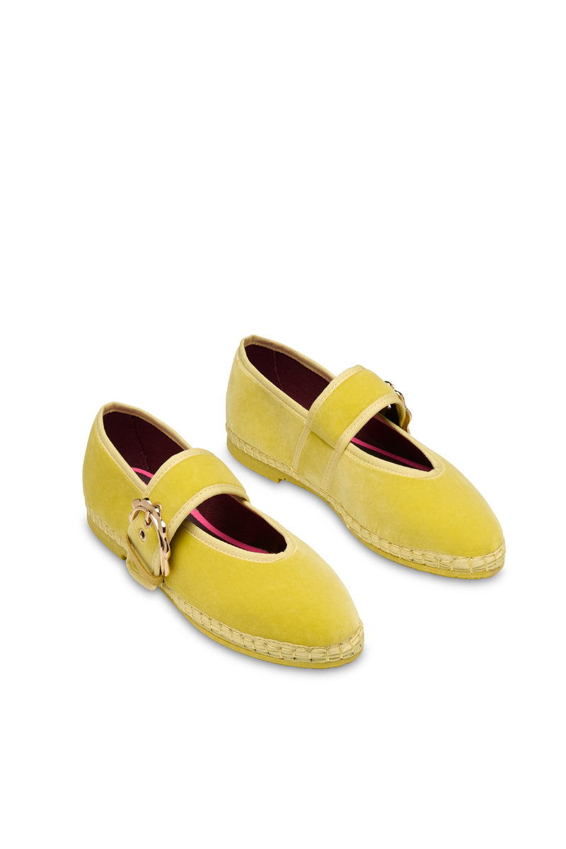 LADY SOPHIE YELLOW WITH YELLOW PIPING