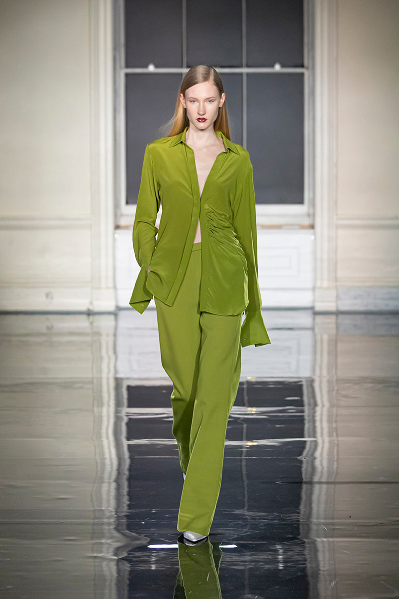 ELLORA SILK GEORGETTE ASYMMETRICAL WAISTED GATHERED SHIRT IN PALM GREEN