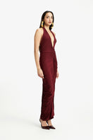 Deme By Gabriella Susan V-neck maxi dress in flowing fabric with a fitted waist and full-length skirt, stylish and elegant for occasions.