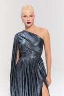 Elegant Nur Karaata Baglioni Sapphire Gown featuring flowing fabric and detailed design, perfect for formal occasions.