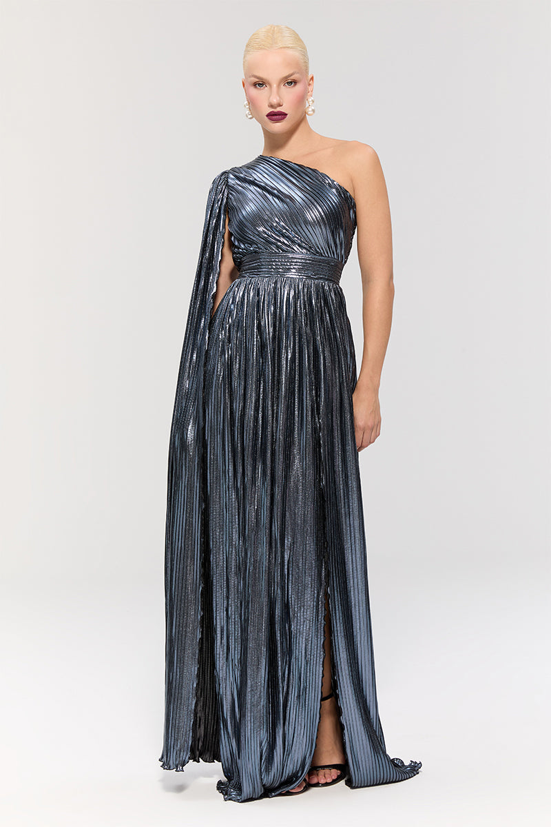 Nur Karaata Baglioni Sapphire gown featuring elegant fabric and intricate design, perfect for formal occasions.