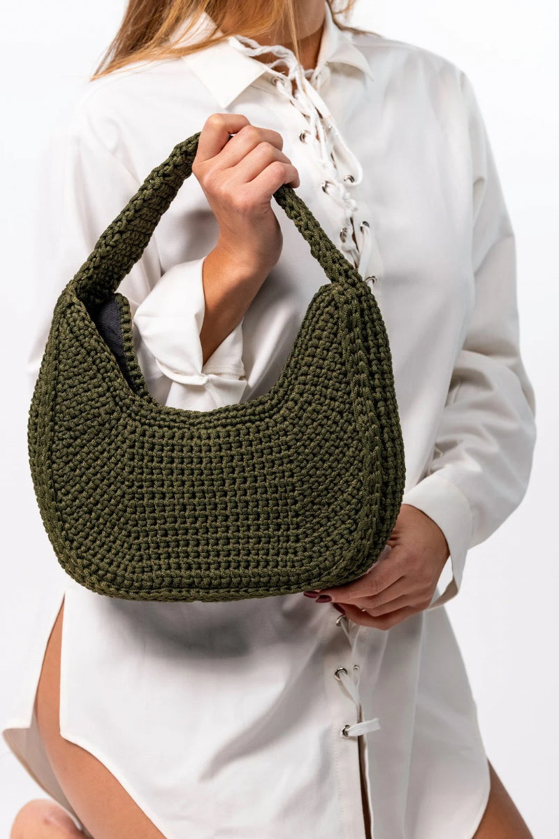 Mara Brazil Lua Green shoulder bag with adjustable strap and sleek design, featuring a vibrant green color and spacious interior.