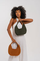 Mara Brazil Lua green shoulder bag with copper accents, featuring a stylish and functional design for everyday use.
