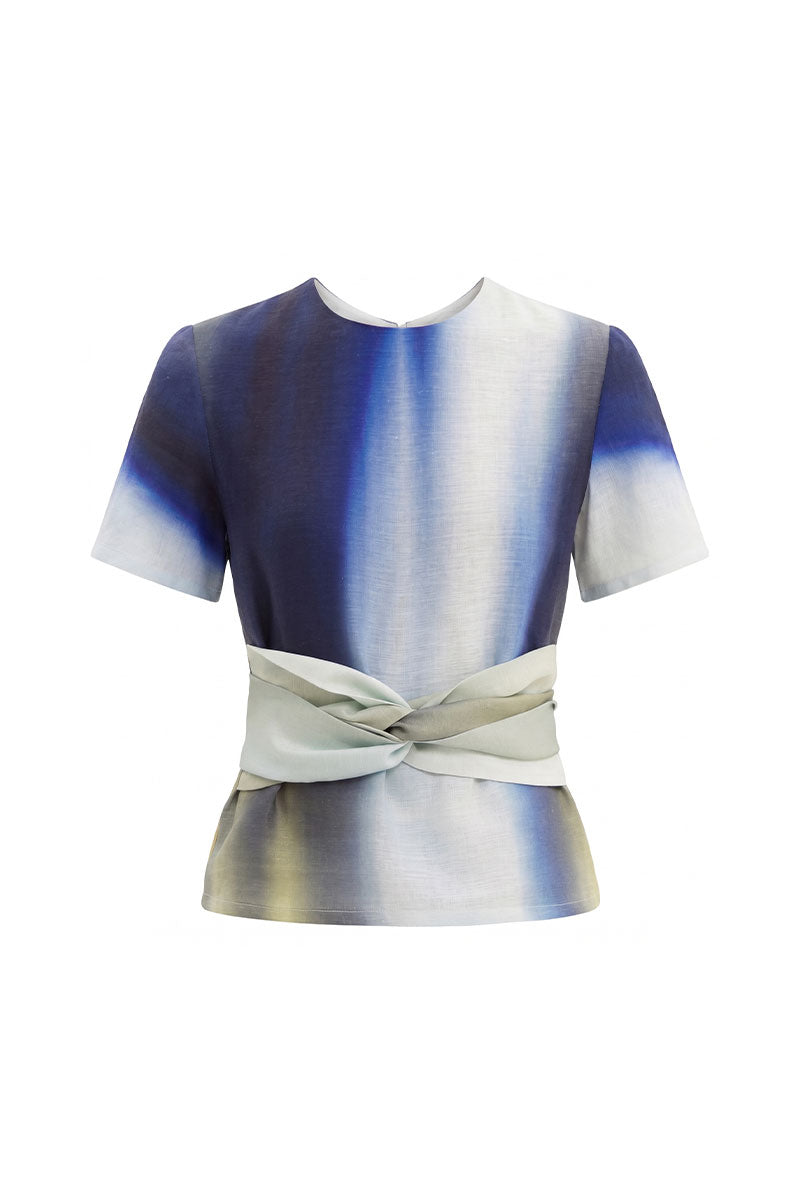 Maylé Vásquez Lunera Top with waves print, lightweight sleeveless design, featuring a stylish and vibrant pattern.