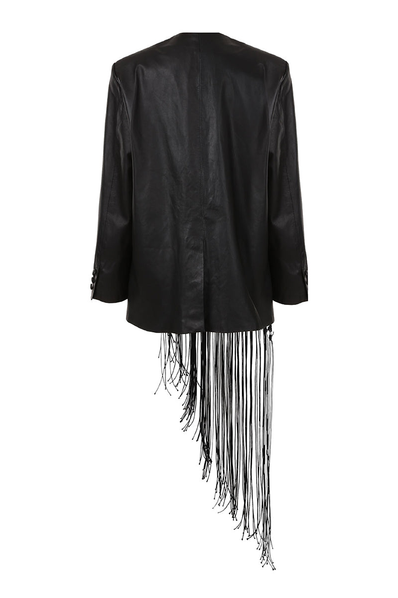 Black leather macramé blazer by MAZ Manuela Álvarez featuring intricate macramé details and tailored fit.