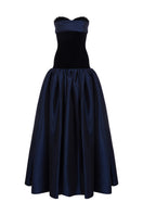 Elegant black and navy Marina gown by Moon Hakaan Yildirim, featuring a flowing design and sophisticated style.